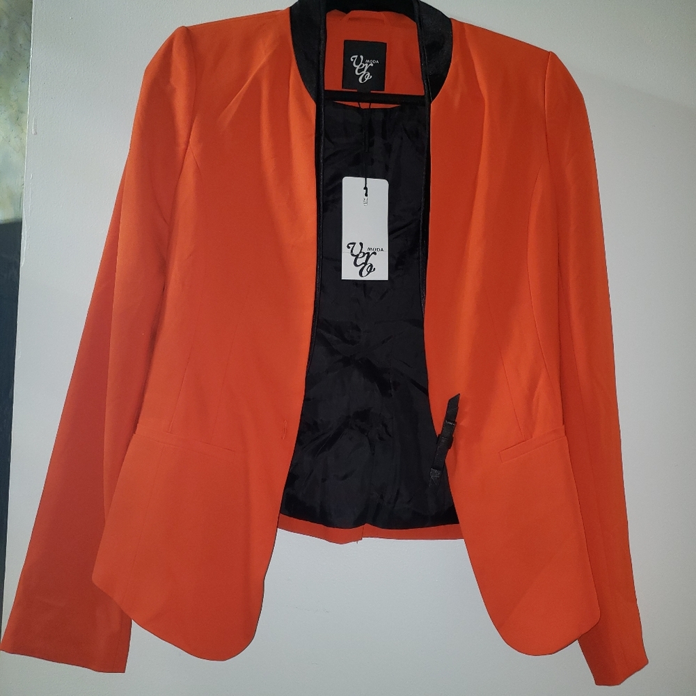 Jacket - Picture 3 of 4